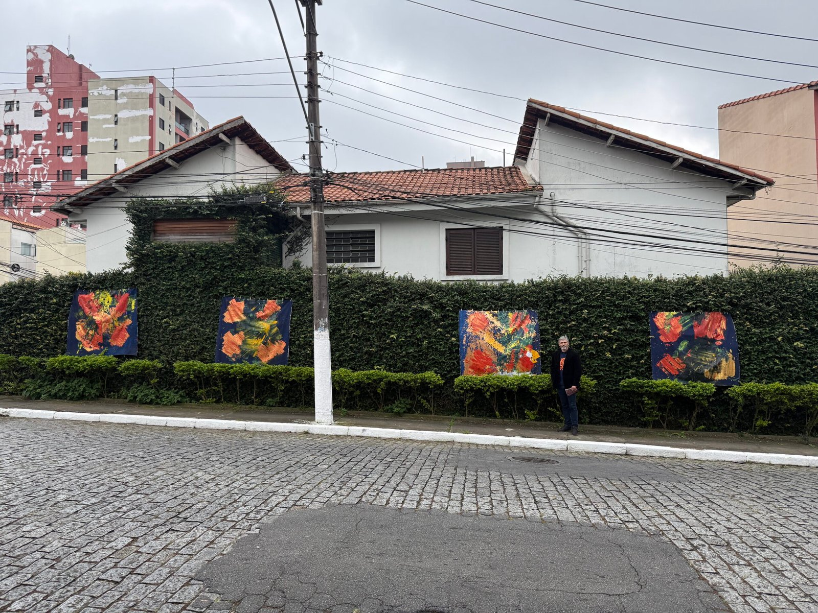 Solano apresenta obras inéditas na exposição Portões que Falam em Santo André